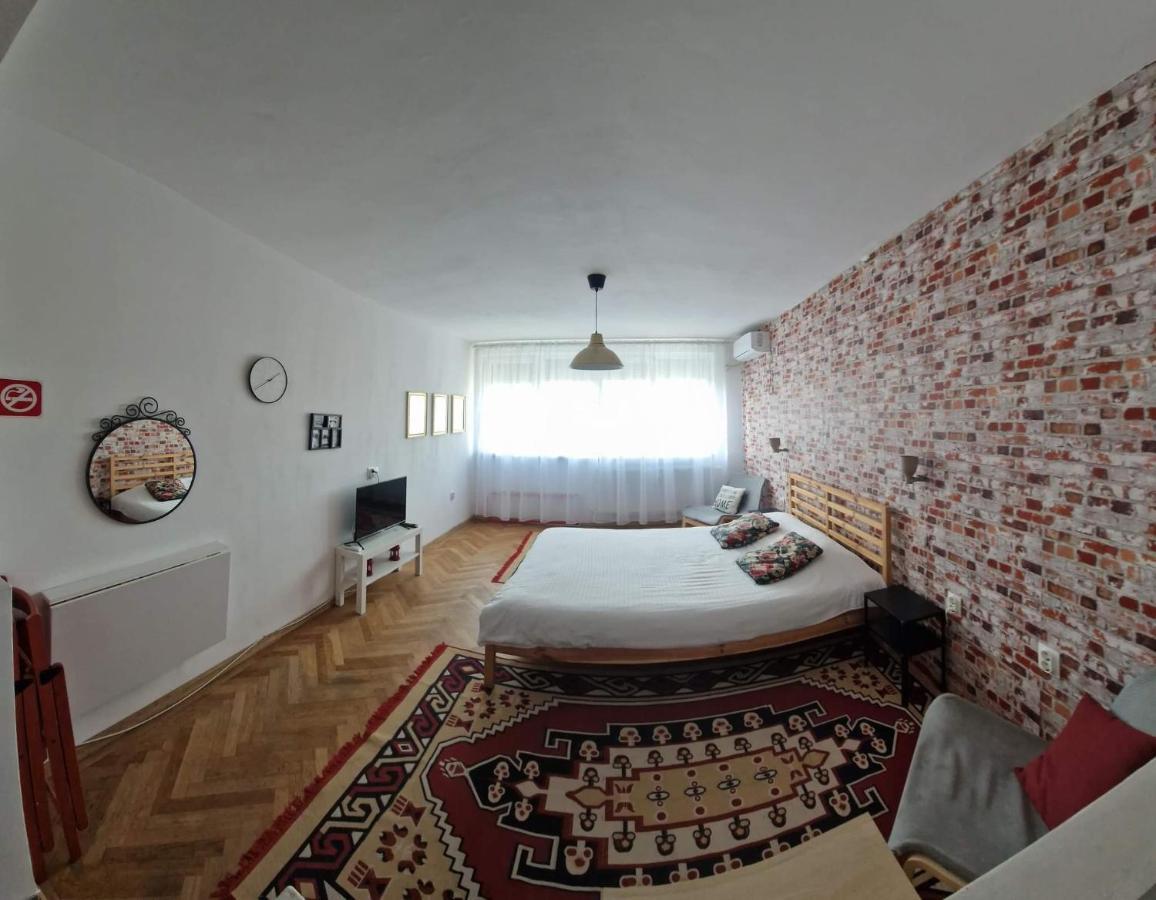 Studio Nefumatori Sunny Place, Self Check In Крайова Экстерьер фото
